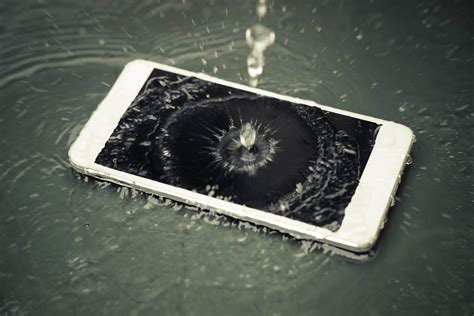 water damage to iphone